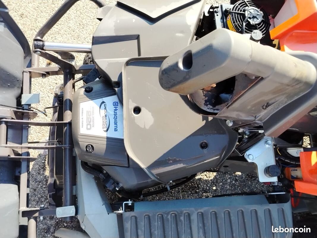 Husqvarna RC320TS 4X4 — photo 3