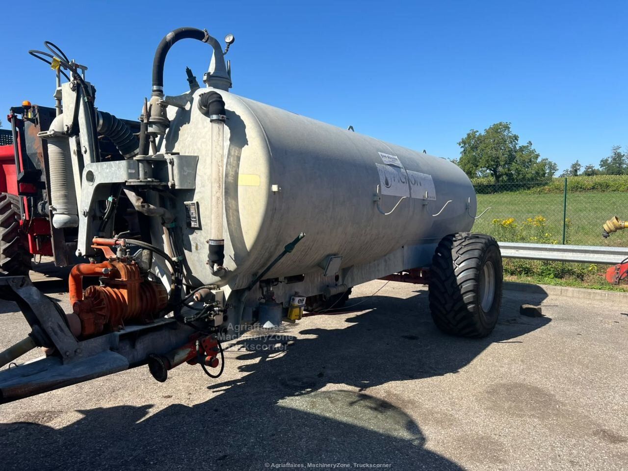 Tonne A Lisier TCI 8100 — photo 2