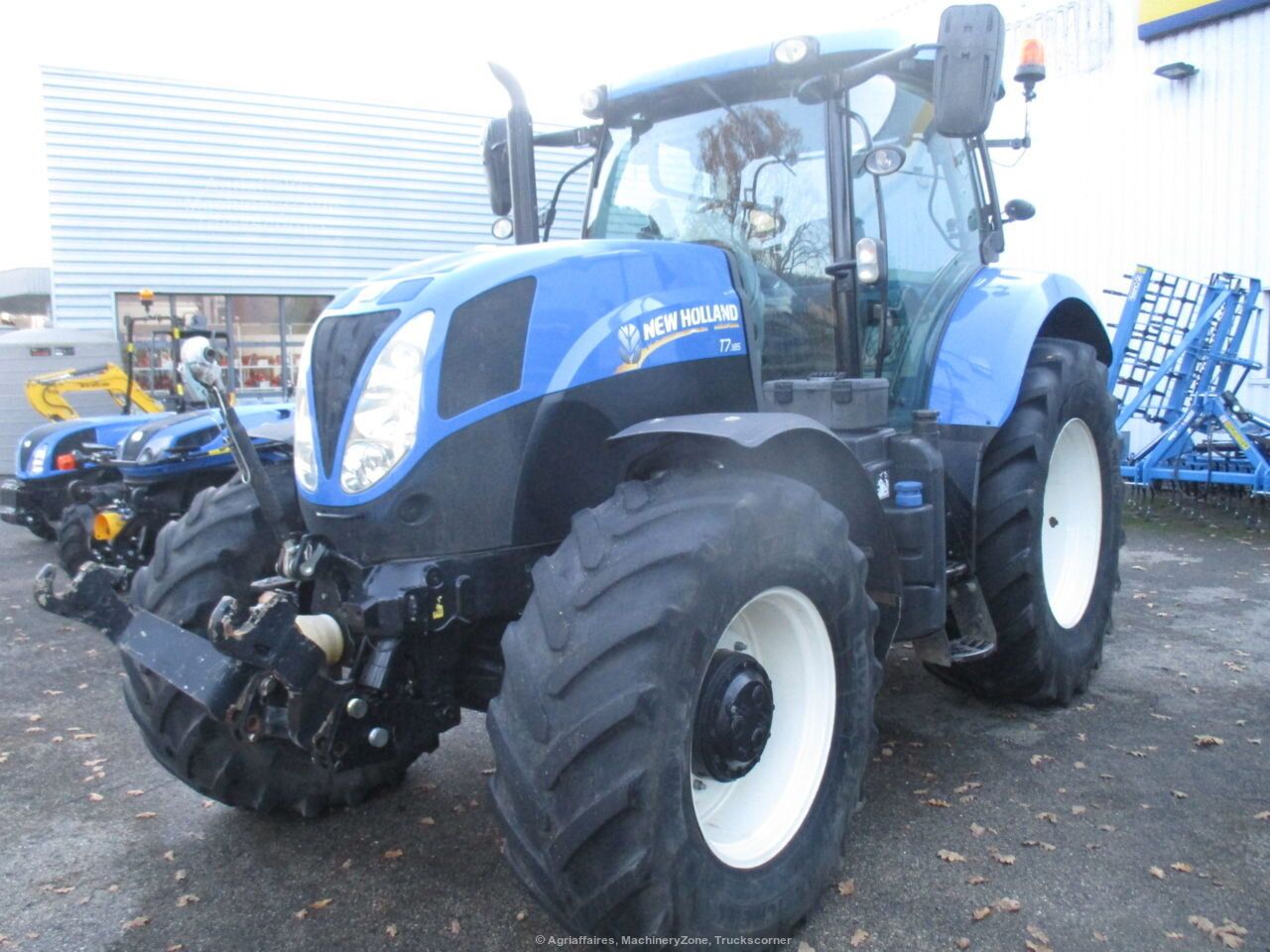 New Holland T7.185 — photo 2