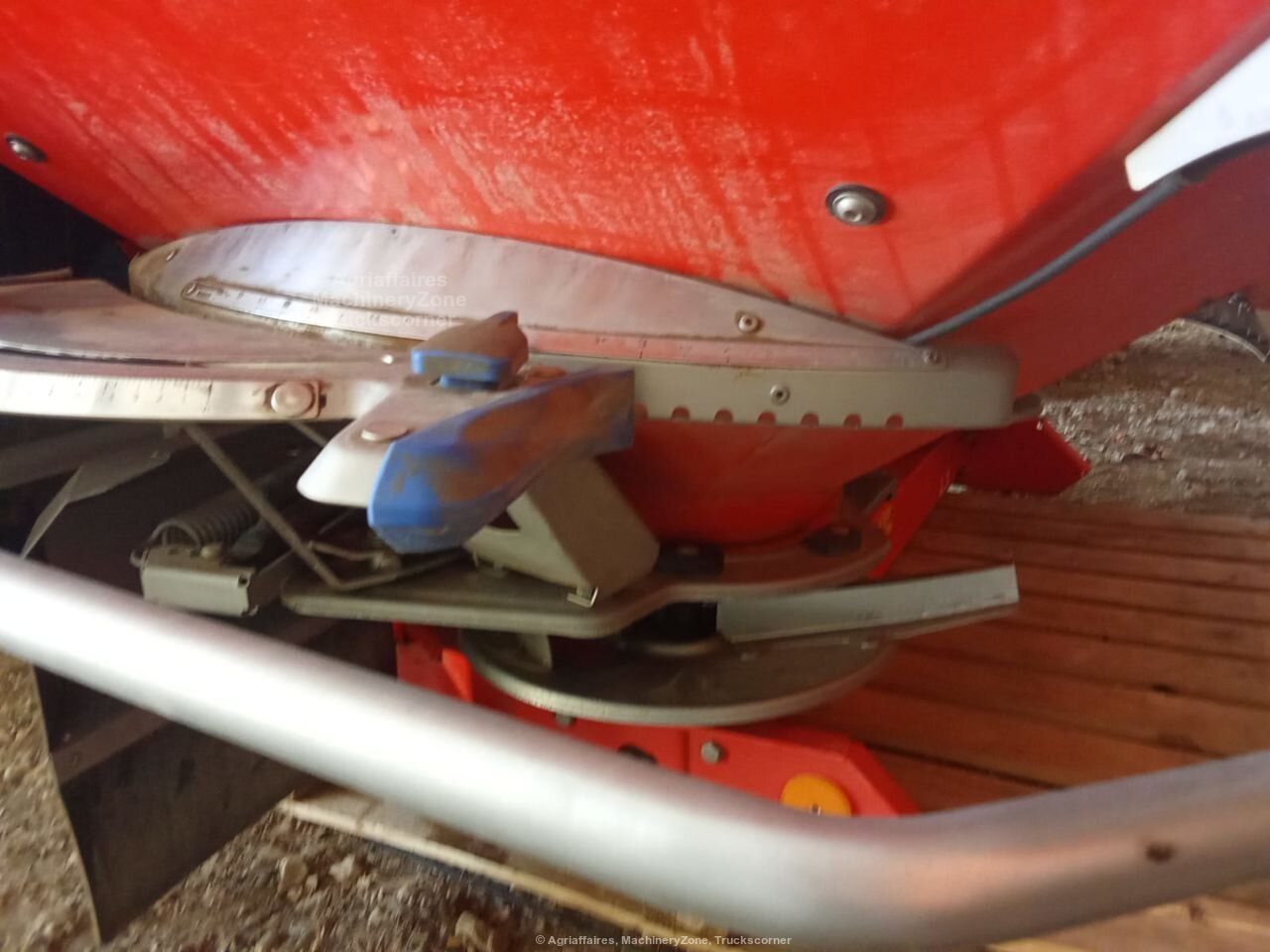 Kuhn DISTRIBUTEUR — photo 6