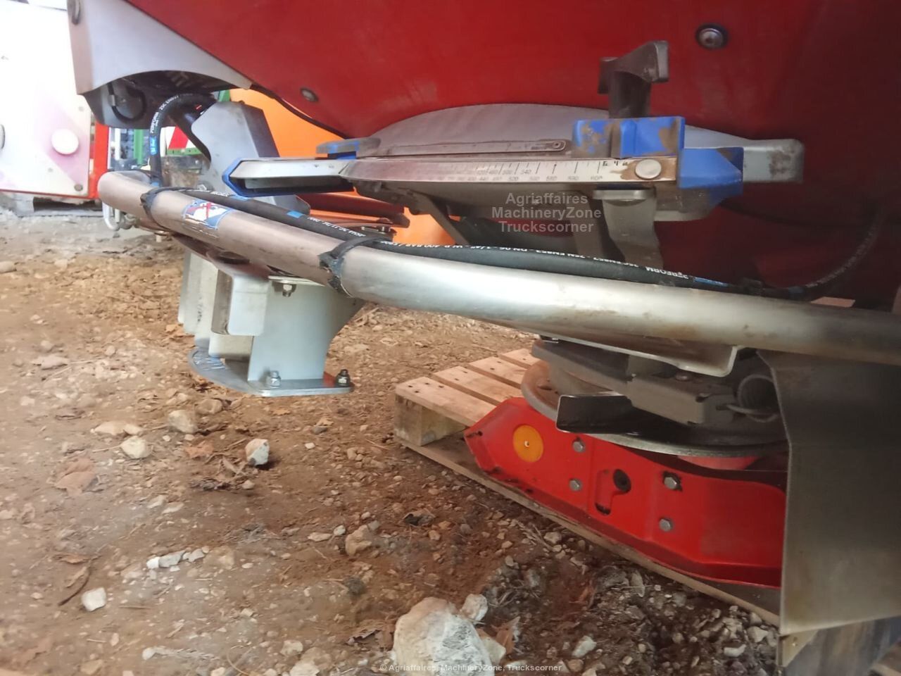 Kuhn DISTRIBUTEUR — photo 7