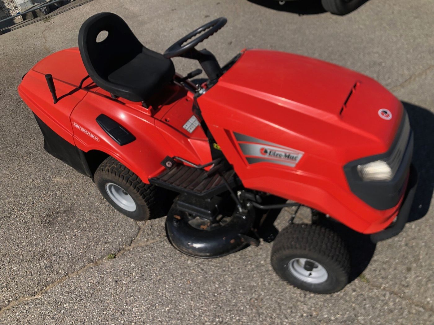 Husqvarna TC142 — photo 1