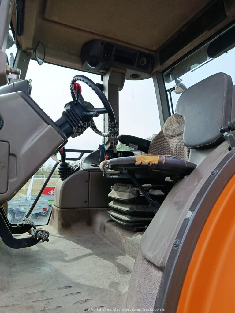 Tracteur ARES 816 RZ — photo 8